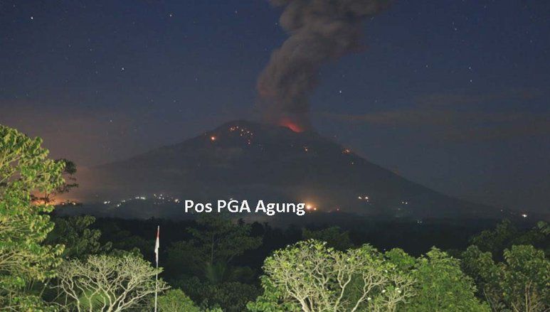 Gunung Agung Meletus, Semburkan Abu Setinggi 5.000 Meter &nbsp;