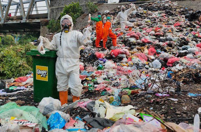Musim Hujan, Sejumlah Sungai di Mojokerto Dipenuhi Sampah Popok