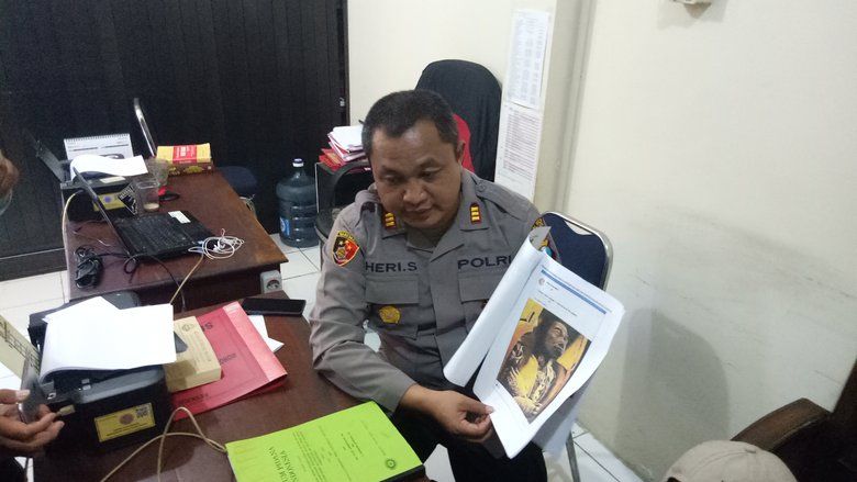 Polisi Kembangkan Kasus Status Facebook Ibu Rumah Tangga Blitar