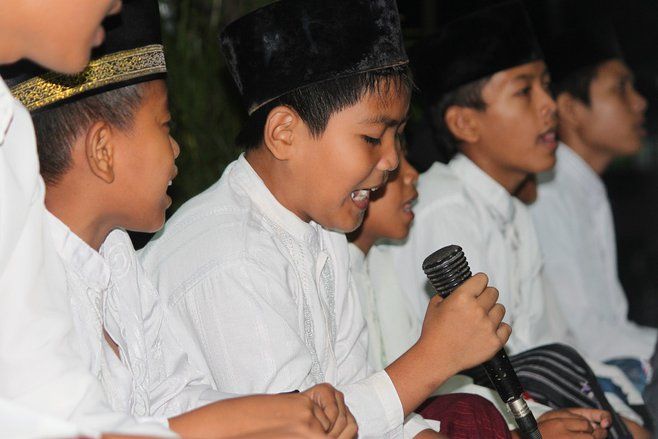 Mitos Kudis dan Santri di Pesantren