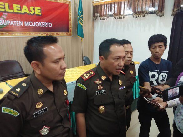 Tersangka CS BRI Gelapkan Uang Nasabah Rp 2 Milyar Dilimpahkan
