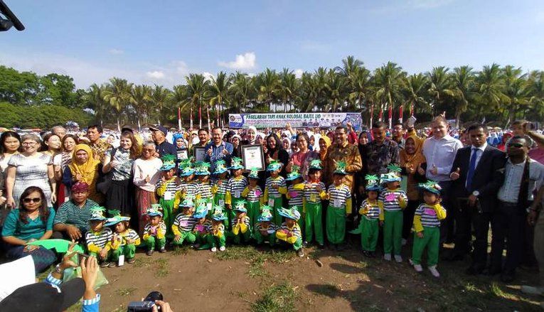 Tarian Pelajar TK di Festival HAM Jember Diganjar Rekor Muri