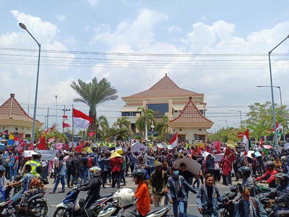 Wakil Ketua DPRD Probolinggo Menyangkal Mengulur Waktu