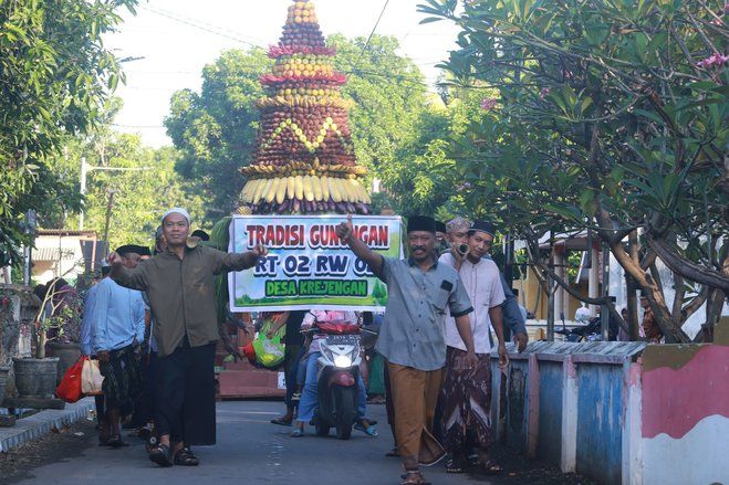 Peringati Tahun Baru Islam, Warga Krejengan Probolinggo Gelar Tradisi Kadisah&nbsp;