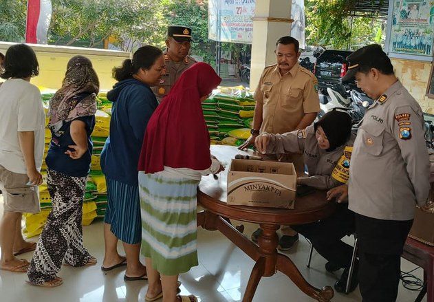 Empat Jam, 207 Sak Beras Ludes Terjual di Bazar Gerakan Pangan Murah Jombang