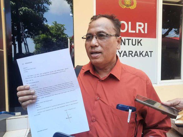 Penanganan Kasus Penggelapan Mobilnya Lamban, Eks Legislator Tuban Mengadu ke Propam