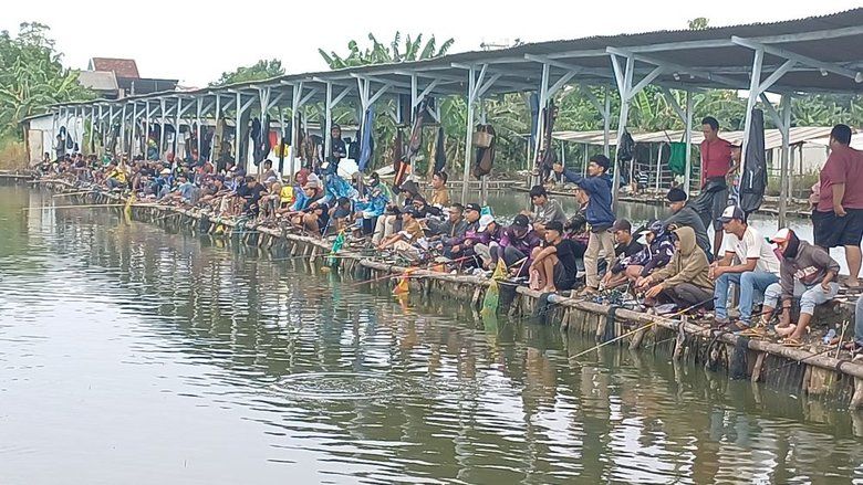 Serunya Lomba Memancing dalam Perayaan Ultah ke-2 Komunitas Mbah Gaul Fishing