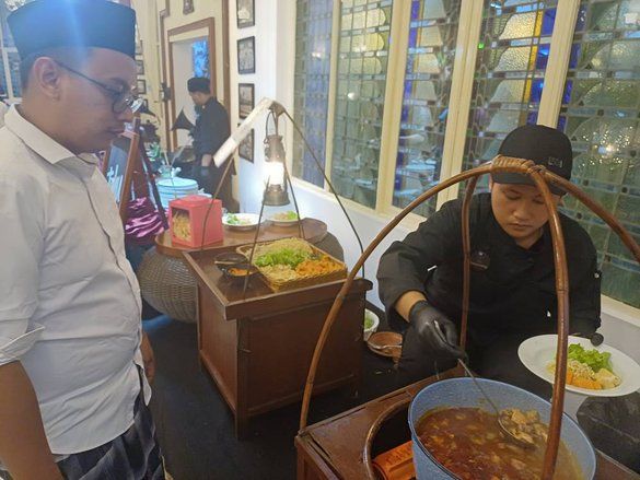 Kuliner Nusantara Warnai Menu Bukber di Hotel Majapahit Surabaya