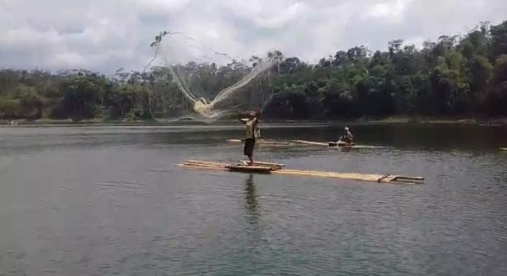 Dampak <em>Restocking</em>, Panen Perikanan Danau di Probolinggo Mencapai 83,8 Ton