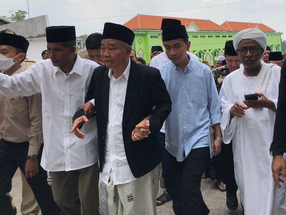 Pesan Gibran pada Ribuan Santri Ponpes Amanatul Ummah Pacet Mojokerto