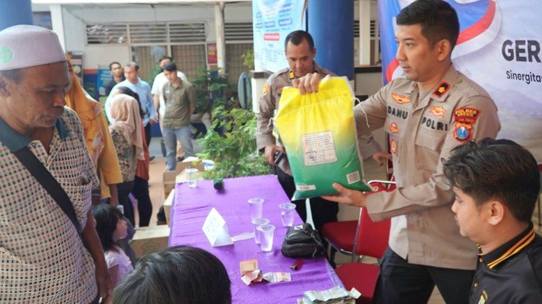 Stabilkan Harga Sembako, Polres Gresik Gelar Gerakan Pangan Murah