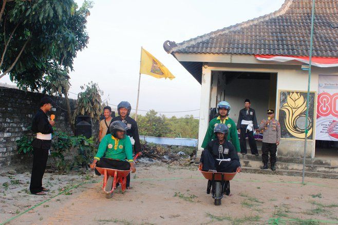 Meriahkan HUT ke-80 RI, Pendekar di Tuban&nbsp; Gelar Lomba Angkong&nbsp;