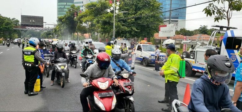 Tekan Penyebaran&nbsp;Covid-19, Surabaya Terapkan Isolasi Terbatas
