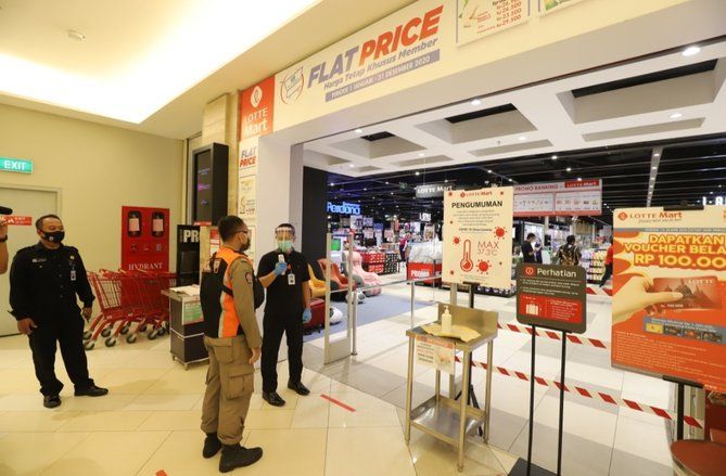 Pemkot Surabaya Cek Kelengkapan Protokol Kesehatan di Sektor Jasa dan Perdagangan