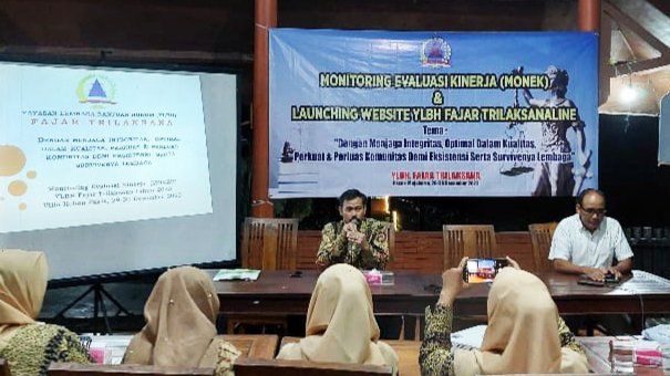 Berkomitmen Tingkatkan Layanan Hukum, YLBH Fajar Trilaksana Gelar Monev Kinerja