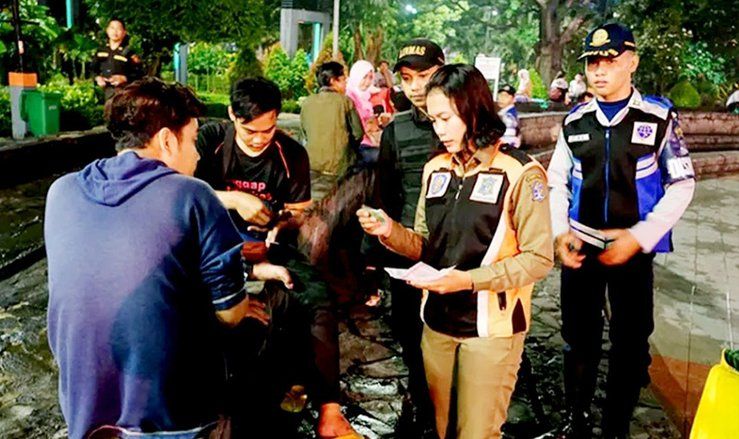 Dispendukcapil Surabaya Siapkan Aplikasi Puntadewa Untuk Pendataan Penduduk Non Permanen