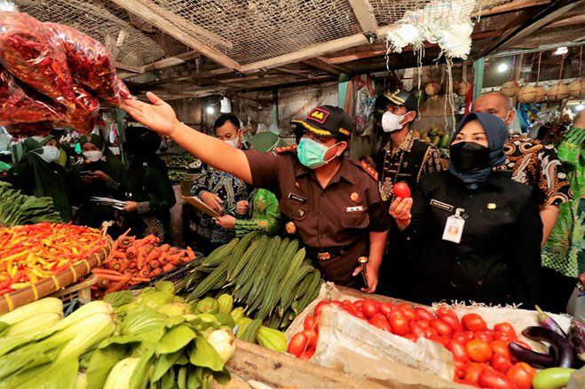 Pantau Harga Kebutuhan Pokok, Tiga Pasar di Kota Probolinggo di Sidak
