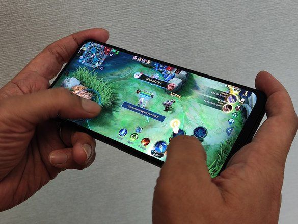 Hadirkan Layar Super, Smartphone ini Bidik Penggemar Mobile Legends