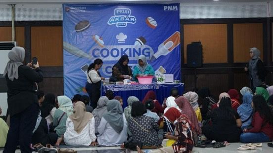 PNM Dorong Kemandirian Perempuan Prasejahtera Lewat PKU Akbar di Surabaya