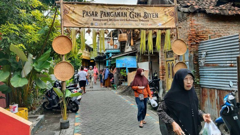 Menjemput Kenangan di Lorong Waktu, Serunya Berburu Kuliner Lawas di Pasar Giri Biyen