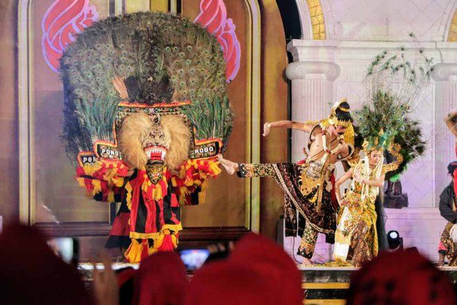 Puluhan Grup Reog Mulai Beradu Kreativitas di FNRP ke-30 Ponorogo