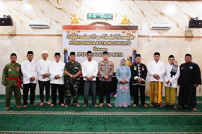 Safari Ramadan, Ning Ita&nbsp;Forkopimda Gelar Salat Tarawih Bersama IPSI
