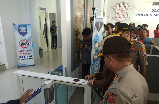 Urus SIM Sistem FIFO Cukup Sepuluh Menit Jadi