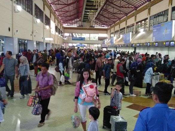 Penurunan Tiket Pesawat Belum Dongkrak Penumpang di Juanda