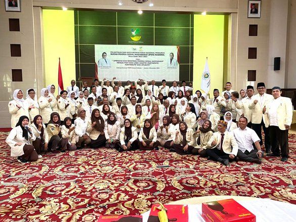 Pekerja Sosial Mandiri Diminta Tetap Bantu Masyarakat dan Tingkatkan Kapasitas