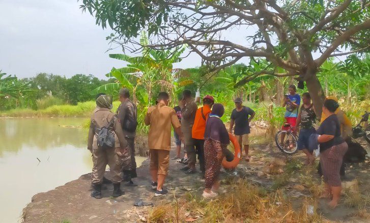 Asyik Berenang, Bocah 10 Tahun Ditemukan Meninggal Usai Tenggelam di Waduk Sambikerep Surabaya