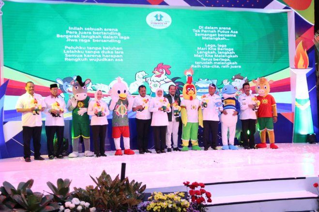 Obor Porprov Jatim Diarak Keliling Lima Kota