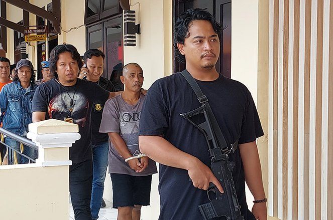 Pulang Dari Malaysia, Pria di Jember Bacok Tetangganya