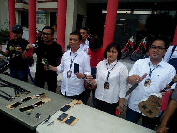 Polrestabes Tahan Pelaku Penyekapan dan Pemukulan