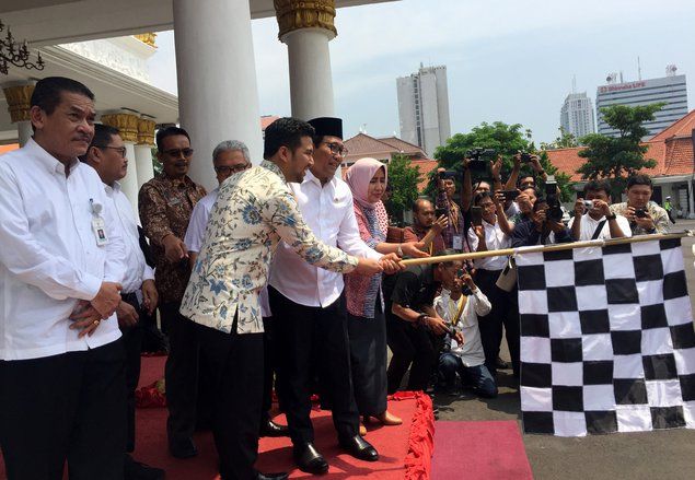 Mendes PDTT Berangkatkan 298 Transmigran Jatim ke Kaltara