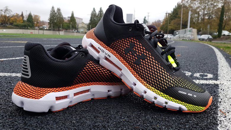 Under Armour Hover Bukan Sekadar Sepatu Berlari